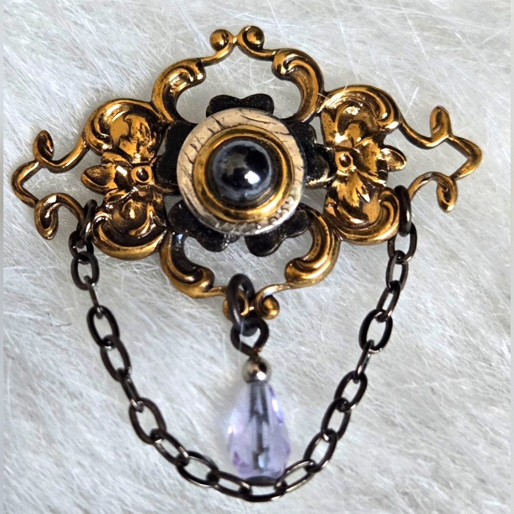 Vintage Victorian Goth Brass Goldtone Dangle Amethyst Filigree Pin